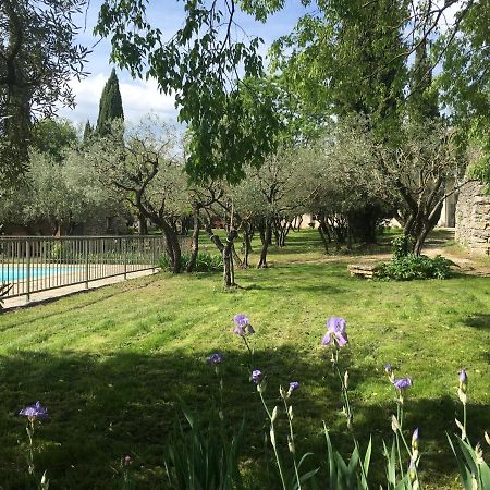 Les Olivettes Le Mazet Bed and Breakfast Uzès Eksteriør billede